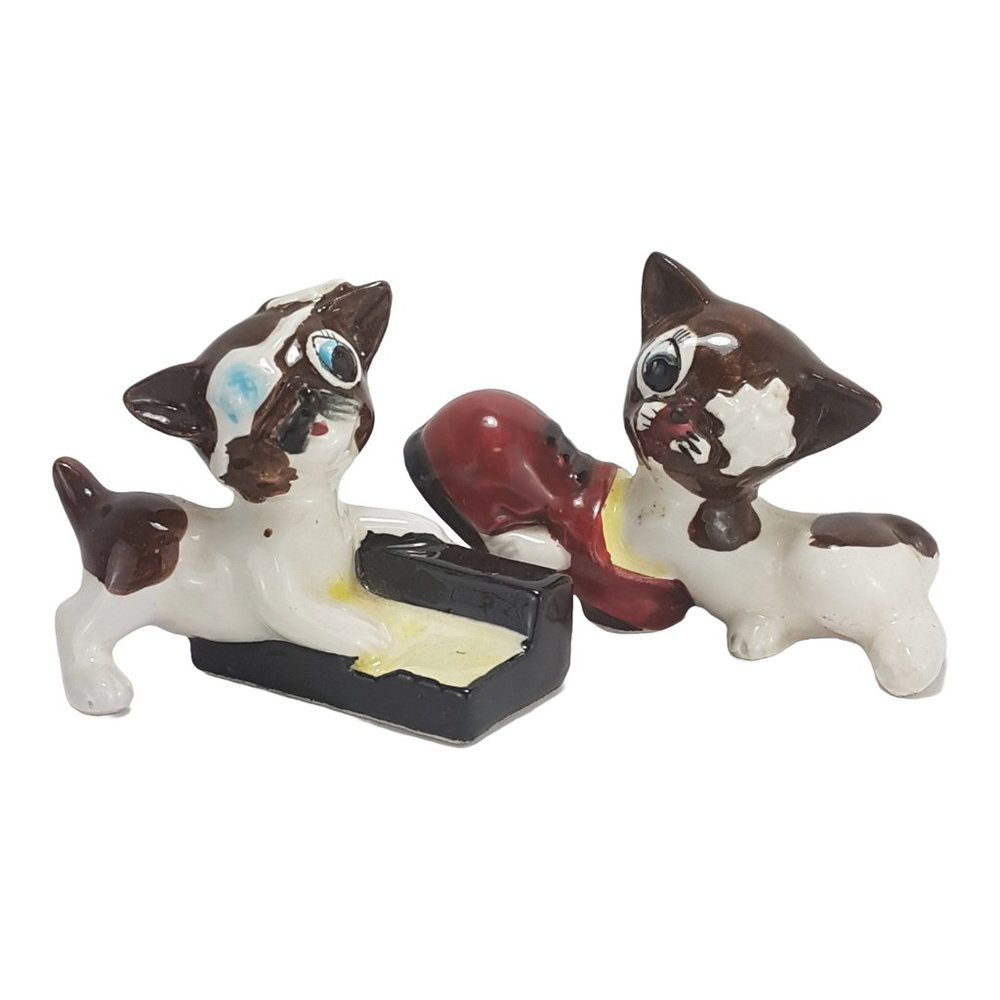Vintage JAPAN Salt and Pepper Shakers Anthropomorphic Cats Kittens Pets Patches